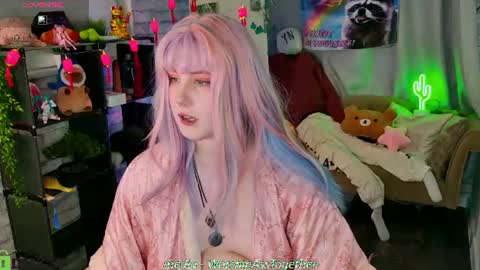 Mary online show from July 11, 1:21 am
