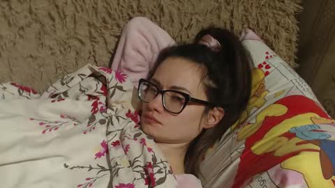 say meow and send tip  online show from February 19, 5:27 pm