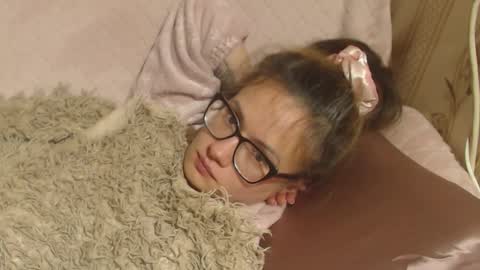 say meow and send tip  online show from October 20, 8:14 pm