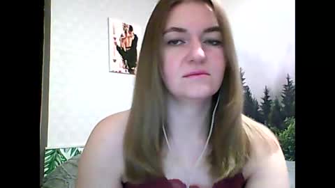 Daisy online show from February 9, 11:15 pm