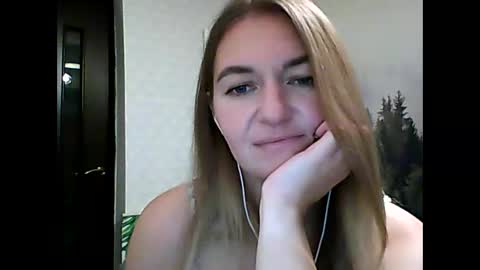 Daisy online show from October 15, 10:21 pm