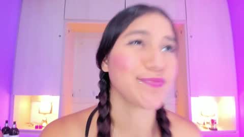  Dulce Maria  online show from September 9, 8:20 pm