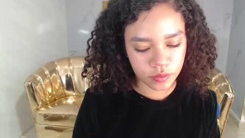 canela_s1 online show from October 30, 8:20 pm