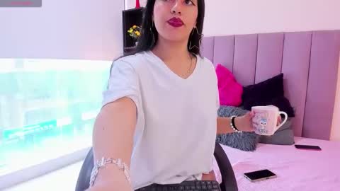 canndy_lover online show from May 2, 1:06 pm