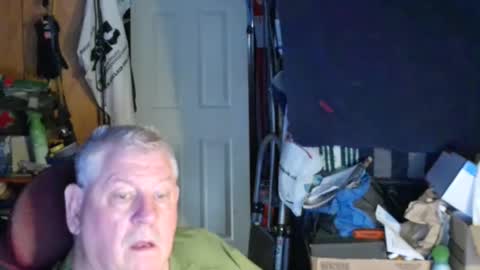 canoelicker69 online show from September 22, 9:08 pm