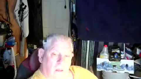 canoelicker69 online show from March 3, 8:38 pm