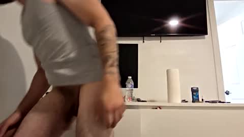 cappinrc8 online show from April 21, 2:51 am