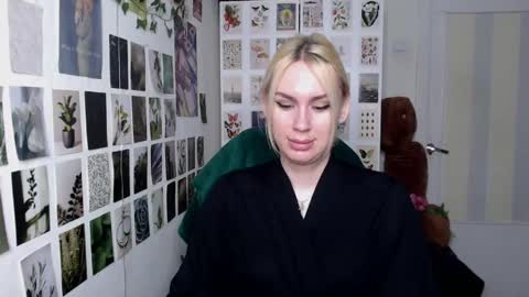 Capricious Scorpio Afa online show from April 14, 3:59 pm