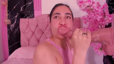 Snapshot of capricornio_16 chatting on October 7, 3:46 am CAPRICORNIO online show from October 7, 3:46 am