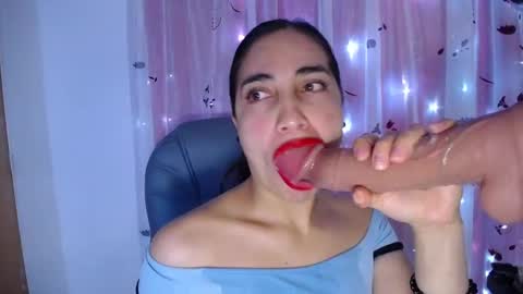 Snapshot of capricornio_16 chatting on December 10, 3:20 am CAPRICORNIO online show from December 10, 3:20 am