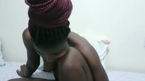 capril_sexy online show from March 22, 5:17 pm