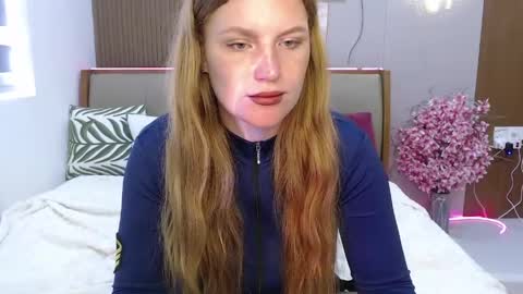 Lana online show from April 17, 1:19 am