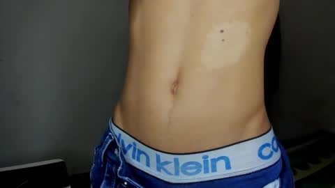 Carlos and Cristian  online show from November 4, 6:04 am