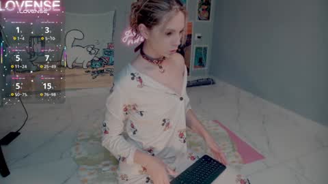 NONA    follow online show from September 10, 8:26 am