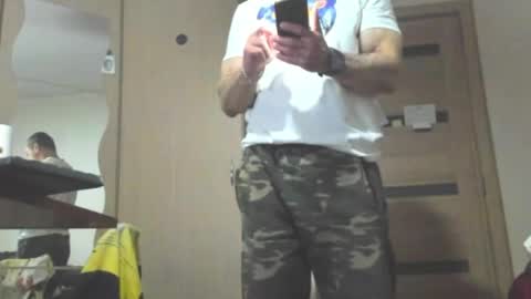 Laz online show from April 1, 6:38 pm