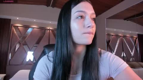 Carina online show from November 24, 12:37 pm