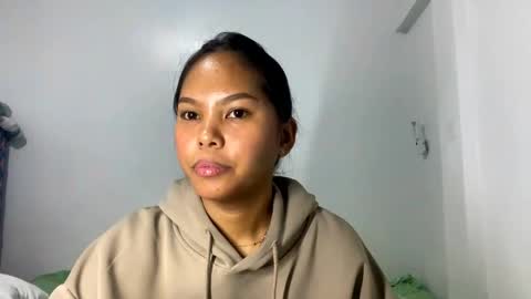 Cassie online show from April 15, 3:26 pm