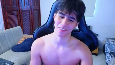 carl_dixon online show from December 22, 1:29 pm