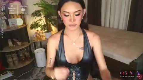 CARLA online show from November 22, 3:43 pm