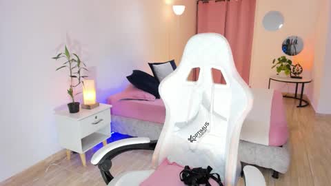 Alejandra online show from March 9, 11:20 pm