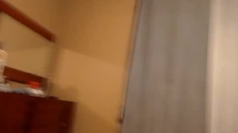 Snapshot of carlitito1 chatting on October 1, 9:41 am carlitito1 online show from October 1, 9:41 am