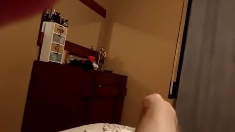 Snapshot of carlitito1 chatting on September 24, 7:04 am carlitito1 online show from September 24, 7:04 am