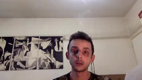 Snapshot of carlos037tm chatting on February 4, 6:04 am Carlos online show from February 4, 6:04 am