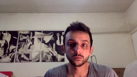 Snapshot of carlos037tm chatting on February 17, 7:55 pm Carlos online show from February 17, 7:55 pm