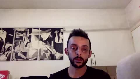 Snapshot of carlos037tm chatting on January 24, 12:20 am Carlos online show from January 24, 12:20 am