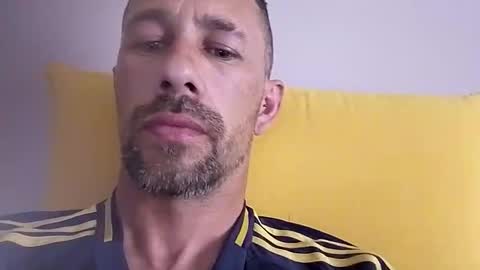 carlosrm440882 online show from April 20, 2:09 pm