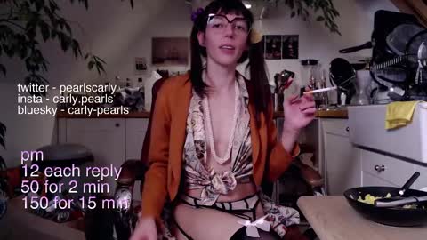 Carly Pearls online show from March 2, 7:23 pm