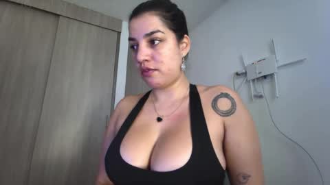 carmesix__ online show from June 5, 11:59 am