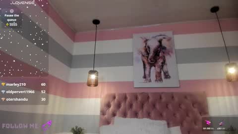 Carol  online show from February 14, 3:15 pm