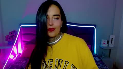 Carolaine01 online show from September 10, 11:28 pm