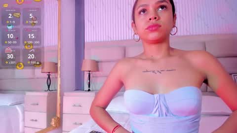 Caroline online show from February 24, 12:30 pm