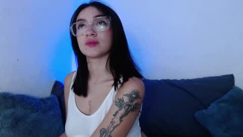 Caroline online show from September 17, 12:52 pm