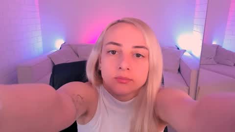 Carol online show from April 8, 9:23 am