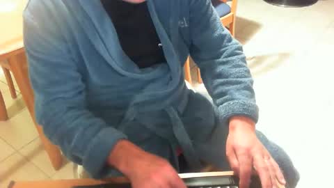 Snapshot of carredegazon chatting on January 15, 9:51 pm carredegazon online show from January 15, 9:51 pm