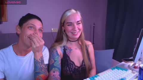 Carrie online show from November 27, 8:16 pm