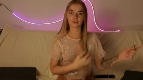 carriebradshawww online show from October 10, 9:30 pm