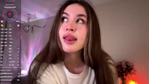 Kira online show from February 26, 4:32 pm