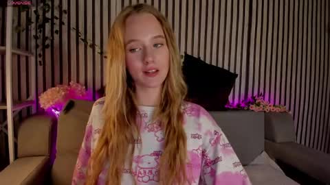Casey sweeet online show from June 2, 9:22 am