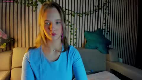 Casey sweeet online show from December 1, 9:07 am