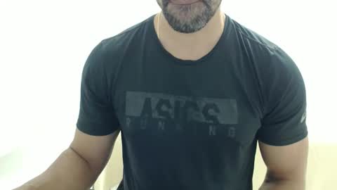 cashmastermuscle77 online show from March 24, 10:21 am