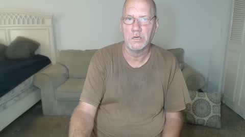 Snapshot of casinocam chatting on March 12, 12:57 pm CasinoCam online show from March 12, 12:57 pm