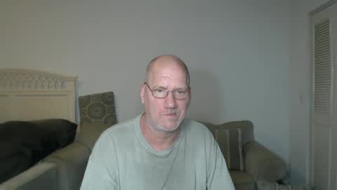 Snapshot of casinocam chatting on March 7, 6:02 am CasinoCam online show from March 7, 6:02 am