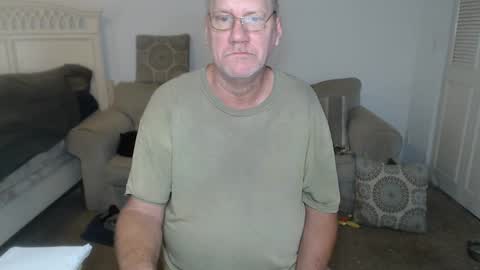 Snapshot of casinocam chatting on February 20, 1:51 pm CasinoCam online show from February 20, 1:51 pm