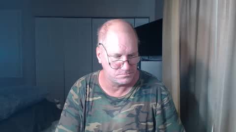 Snapshot of casinocam chatting on September 21, 2:32 pm CasinoCam online show from September 21, 2:32 pm