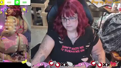 Snapshot of casserole_bbw chatting on September 21, 7:51 pm Casserole bbw online show from September 21, 7:51 pm