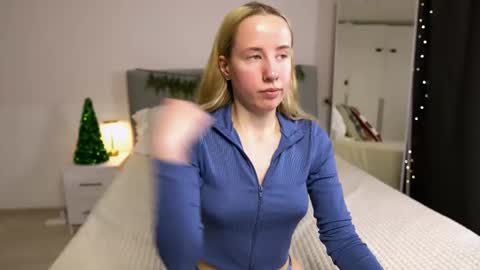 Cassie online show from December 14, 9:21 pm